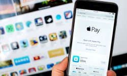 Несколько вариантов как оплачивать Apple Pay?